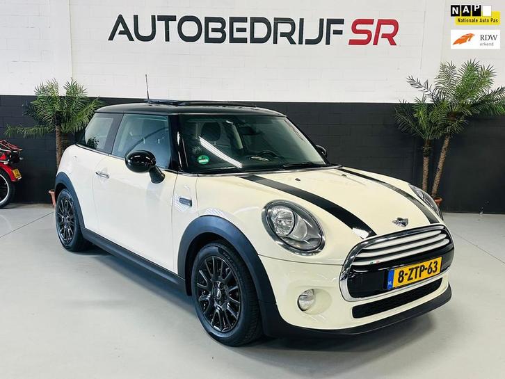 Mini Mini 1.5 Cooper Business Panoramadak! Navigatie! Aux! U, Auto's, Mini, Bedrijf, Te koop, Cooper, ABS, Airbags, Airconditioning