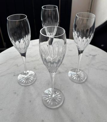 Vintage set 4 Franse champagne flutes glazen glas ip voet beschikbaar voor biedingen