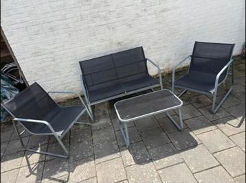Tuinset 4-delig beschikbaar voor biedingen