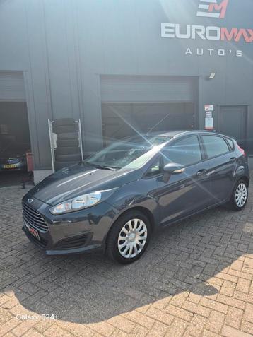 Ford Fiesta 1.0 48KW/65PK 5D 2013 Grijs Apk:14.04.2025