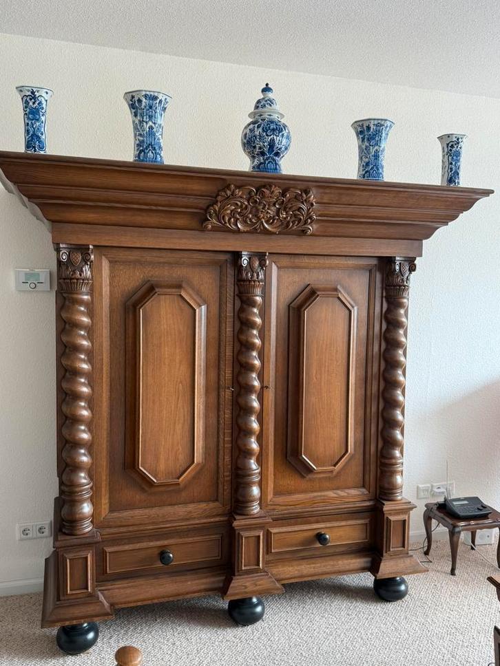 Prachtige massief houten kast, in topconditie, eiken, TEAB, Antiek en Kunst, Antiek | Meubels | Kasten, Ophalen