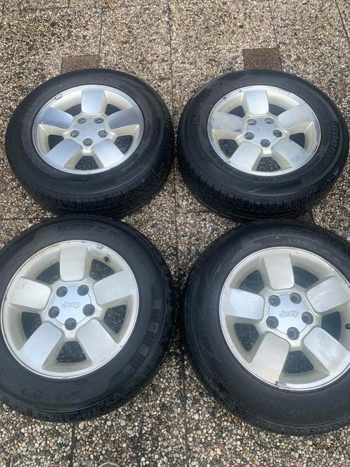 Originele Jeep Grand Cherokee velgen 235/65R17 Goodride band, Auto-onderdelen, Banden en Velgen, Zomerbanden, 17 inch, 235 mm