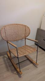 Ikea schommelstoel riet, Huis en Inrichting, Stoelen, Ophalen, Riet, Bruin, Zo goed als nieuw