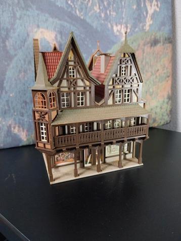 Vollmer,  gildehuis met winkels.  beschikbaar voor biedingen