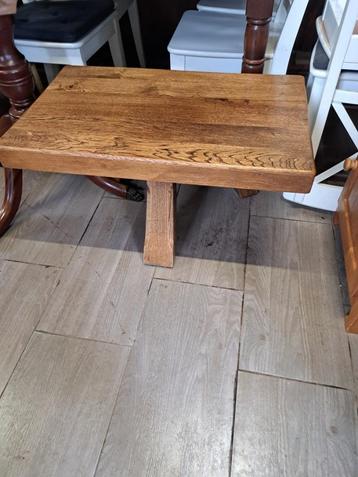massief eiken bijzettafel te koop. 4 beschikbaar voor biedingen