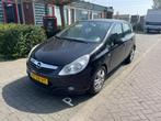 Opel Corsa 1.2 16V 5D 2008 Zwart, Auto's, Opel, 47 €/maand, Origineel Nederlands, Te koop, 5 stoelen