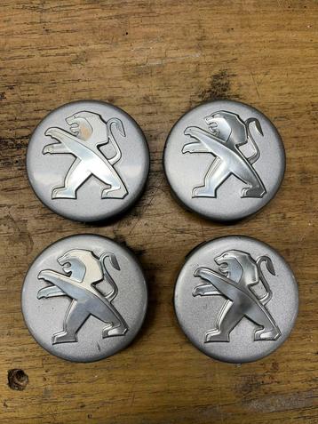 Peugeot naafkapjes , naafdop beschikbaar voor biedingen