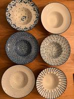 Bunzlau pasta bord 25 cm, Ophalen, Keramiek, Zo goed als nieuw, Bord(en)