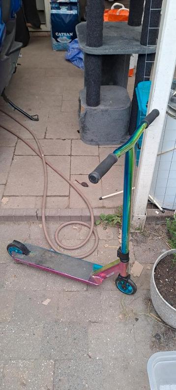 Crisp stuntstep zgan beschikbaar voor biedingen