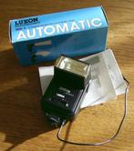 Oude flitser Luxon Automatic 9800 A met handleiding, Ophalen of Verzenden, Zo goed als nieuw, Overige merken, Kantelbaar