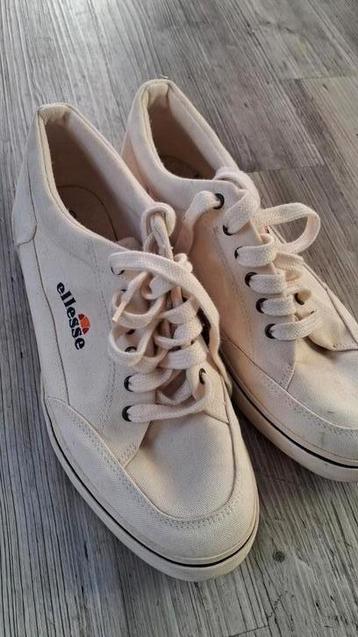 Canvas schoenen  van  Ellesse  beschikbaar voor biedingen