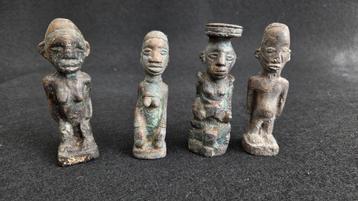 Fetisj beeldjes Congo zeldzaam antiek  beschikbaar voor biedingen