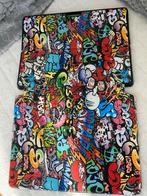 Microsoft Surface Pro 8 Graffiti Hoes, Ophalen of Verzenden, Zo goed als nieuw, 13 inch of meer, Bescherming voor- en achterkant