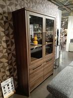 SHOWMODEL VITRINEKAST SEFRO, Huis en Inrichting, Kasten | Vitrinekasten, Ophalen, 100 tot 150 cm, 200 cm of meer, Zo goed als nieuw