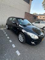 Hyundai i30 1.6 CVVT | 2007 |Veel vernieuwd | Rijk uitgerust, Auto's, Voorwielaandrijving, 4 cilinders, Leder en Stof, Origineel Nederlands