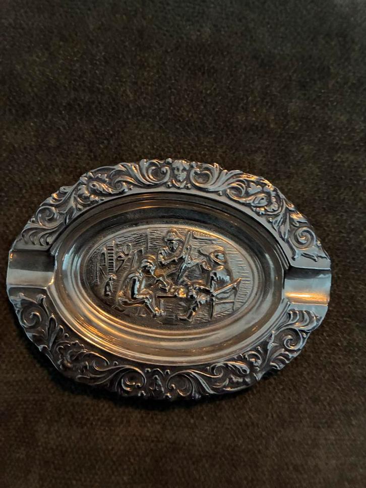 Verzilverde asbak met decoratie, Antiek en Kunst, Antiek | Woonaccessoires, Verzenden