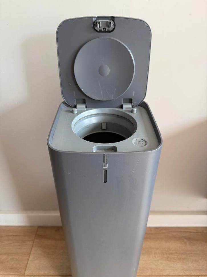 Samsung Clean Station Prullenbak, Huis en Inrichting, Woonaccessoires | Prullenbakken, Zo goed als nieuw, Kunststof, 50 tot 75 cm