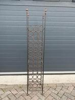 Vintage metalen wijnrek – ruimte voor 39 flessen, Ophalen, Zo goed als nieuw, 25 flessen of meer, Metaal