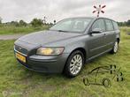 Volvo V50 1.8 Kinetic NIEUWE APK AIRCO CRUISE CONTROL, Auto's, Voorwielaandrijving, 65 €/maand, 4 cilinders, Traction-control