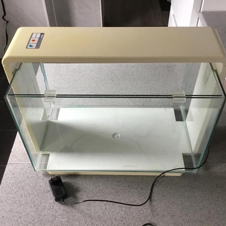 Superfish home aquarium, Dieren en Toebehoren, Vissen | Aquaria en Toebehoren, Gebruikt, Verlichting of Verwarming, Ophalen
