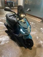 Piaggio zip 4takt brom, Fietsen en Brommers, Scooters | Piaggio, Ophalen of Verzenden, Zo goed als nieuw, Benzine, Zip