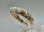 Gouden Vintage ring met edelsteen opaal. 2025/671., Ophalen of Verzenden, Goud, Ring, Met edelsteen