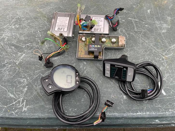 Display&control Cortina 24v&36v - control batavus/sparta 36v, Fietsen en Brommers, Fietsaccessoires | Fietscomputers, Zo goed als nieuw