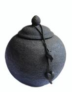 Stenen urn met harten circa 2 liter, Huis en Inrichting, Woonaccessoires | Overige, Nieuw, Ophalen of Verzenden