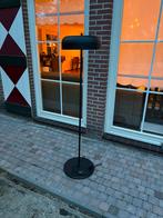 Moderne lamp, Huis en Inrichting, Lampen | Vloerlampen, Ophalen, Zo goed als nieuw, 150 tot 200 cm