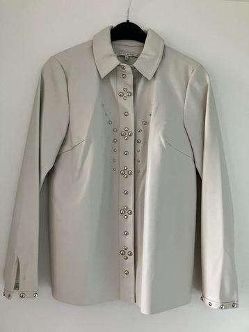 Vegan leren blouse Fifth house met gouden en zilveren studs 