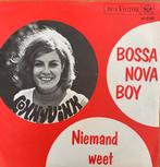 Conny Vink - Bossa Nova / Niemand weet, Ophalen of Verzenden, Zo goed als nieuw, Overige formaten, Levenslied of Smartlap