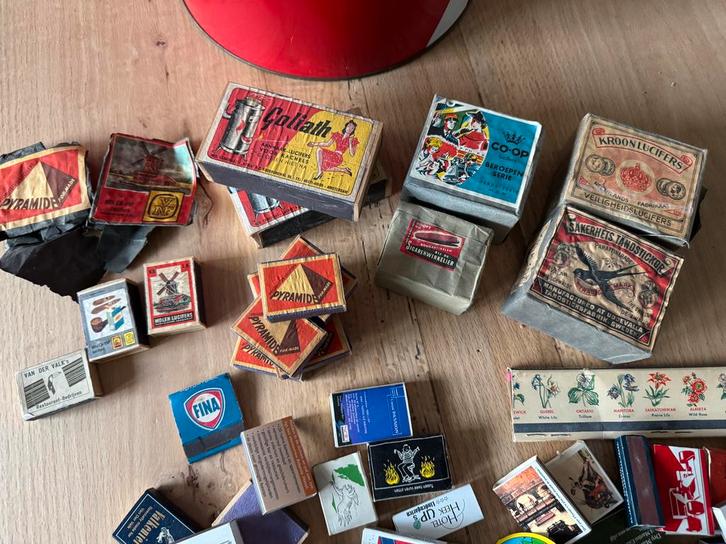 Verzameling Luciferdoosjes, Verzamelen, Rookartikelen, Aanstekers en Luciferdoosjes, Gebruikt, Luciferdoosjes of -merken, Ophalen