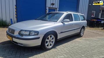 Volvo V70 2.4 Comfort.Youngtimer Automaat .Eerste Eigenaar. beschikbaar voor biedingen