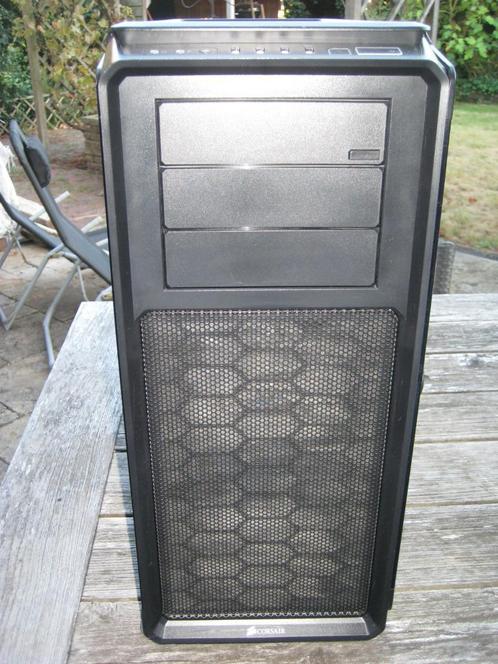 Gaming kast, Computers en Software, Computerbehuizingen, Gebruikt, Ophalen of Verzenden