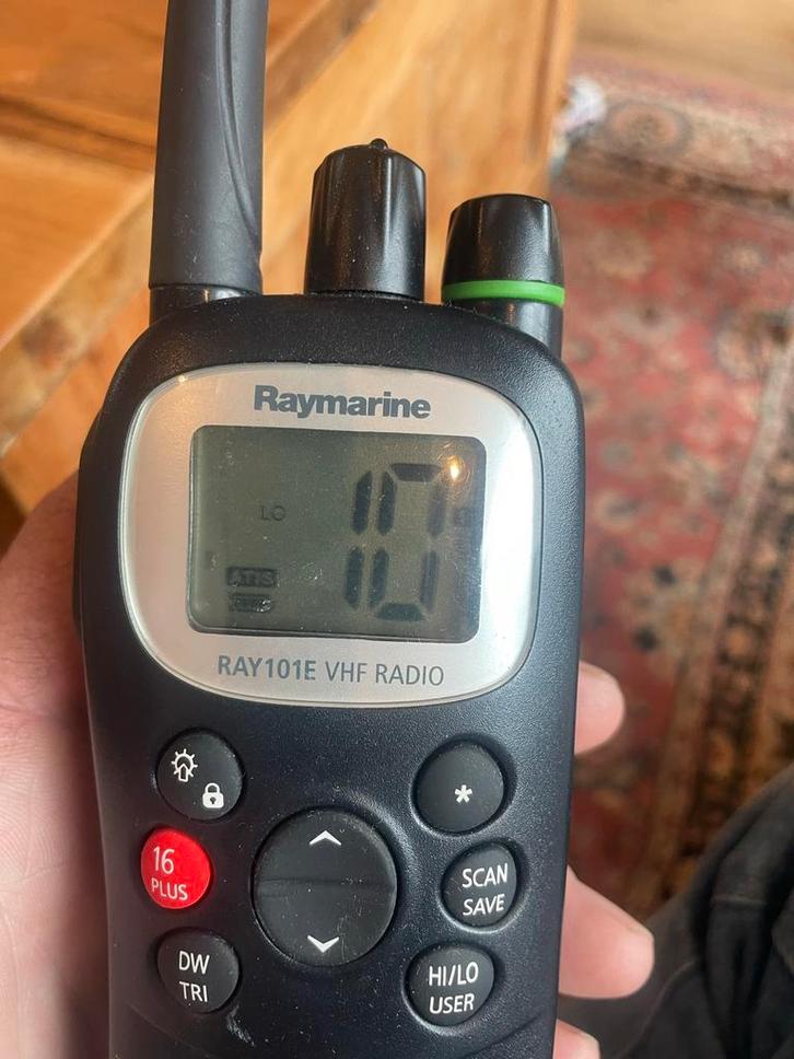 Raymarine Ray101E VHF Marifoon - Nieuwstaat!, Watersport en Boten, Navigatiemiddelen en Scheepselektronica, Nieuw, Communicatie