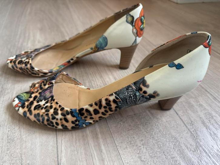 Peter Kaiser Pumps - Maat 42, Kleding | Dames, Schoenen, Gedragen, Pumps, Wit, Ophalen of Verzenden