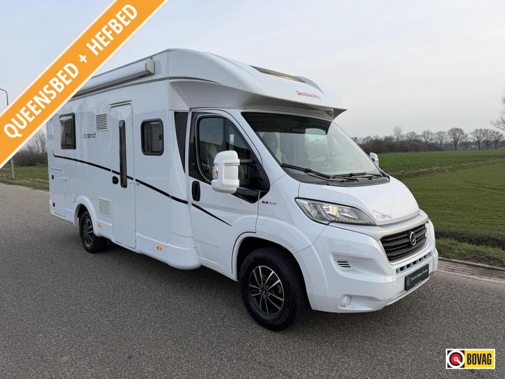 Dethleffs Trend 6757DBL, Face-to-Face Thule Lift fietsdrager, Caravans en Kamperen, Campers, Bedrijf, tot en met 4, Half-integraal