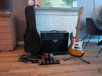 Larry Carlton S7 Stratocaster Gitaar + Versterker en pedalen, Met versterker, Zo goed als nieuw, Solid body, Ophalen