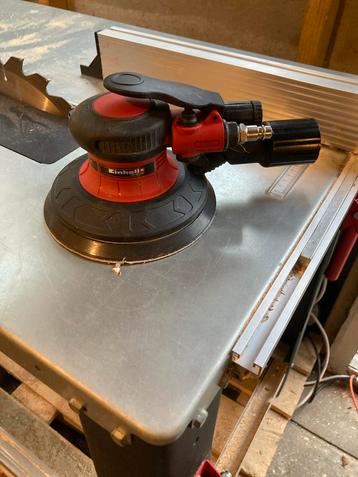 Excentrische Pneumatische Schuurmachine beschikbaar voor biedingen