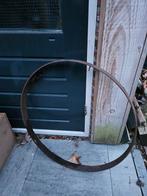 Oud ijzeren karrenwiel - decoratie, Ophalen of Verzenden