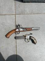 Antieke set verzameling pistool pistolen geweer zwaard mes, Ophalen of Verzenden