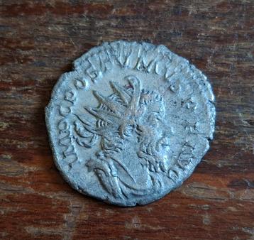 Romeinse Antoninianus van keizer Postumus - PAX (Vrede) beschikbaar voor biedingen