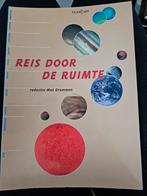 Reis door de Ruimte - Informatief Boek, Ophalen of Verzenden, Zo goed als nieuw, Overige onderwerpen, Mat Drummen