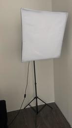 Professionele Neewer softbox met verstelbaar statief, Audio, Tv en Foto, Fotografie | Fotostudio en Toebehoren, Ophalen, Zo goed als nieuw