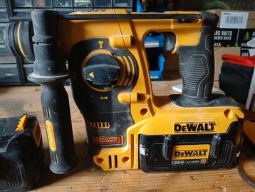 DEWALT boor/klop en breekhamer  beschikbaar voor biedingen