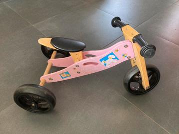 Houten loopfiets roze/zwart 1 jaar beschikbaar voor biedingen