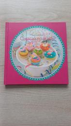 40 recepten voor Cupcakeparade, Ophalen of Verzenden, Zo goed als nieuw, Taarten of Cupcakes, Boek of Tijdschrift