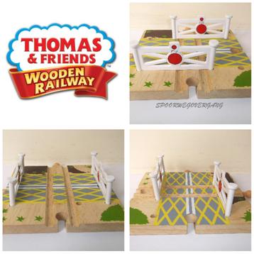 Houten Spoorwegovergang voor Treinen beschikbaar voor biedingen