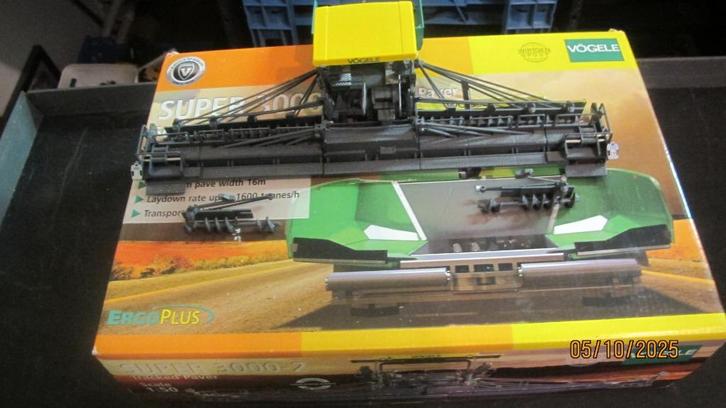 Conrad Vögele Super 3000-2 Z.G.A.N. in OVP., Hobby en Vrije tijd, Modelauto's | 1:50, Zo goed als nieuw, Hijskraan, Tractor of Landbouw