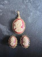 Camee hanger met oorclips, Ophalen of Verzenden, Overige materialen